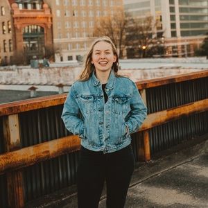 Meet your Posher, Sarah